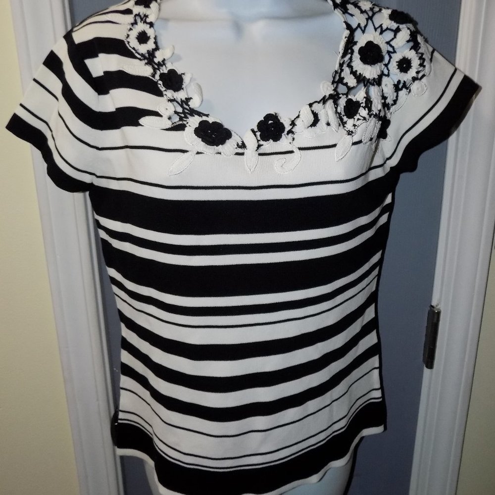 Felicity Black/White Stripped Shirt With Flowers